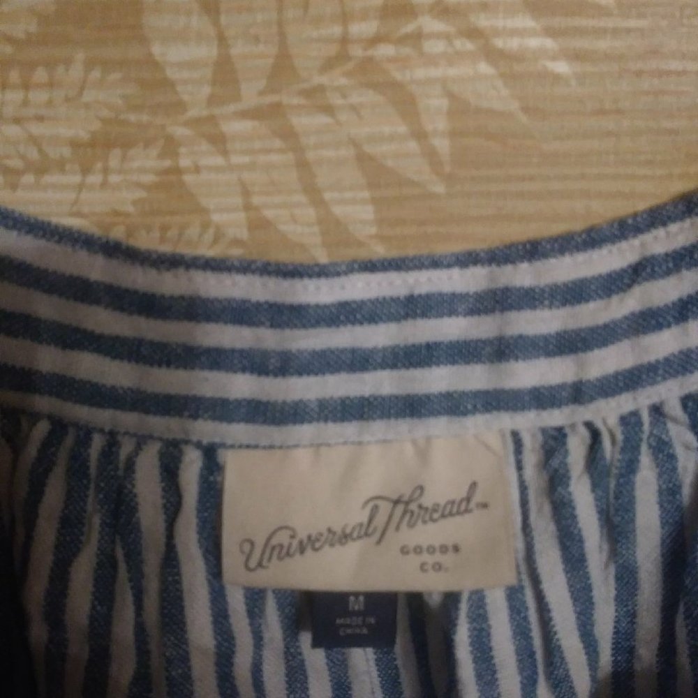 Universal Thread Blue White Blouse - image 2